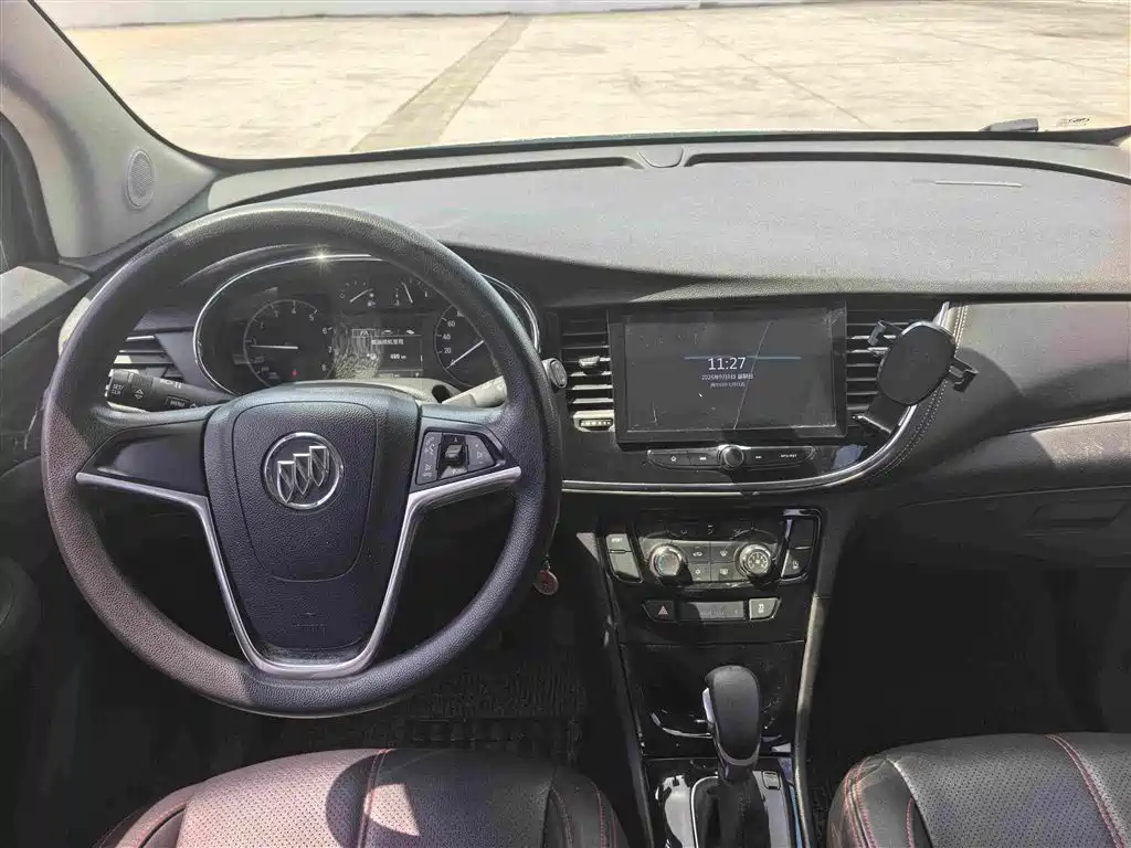 Buick Encore — миниатюра 10
