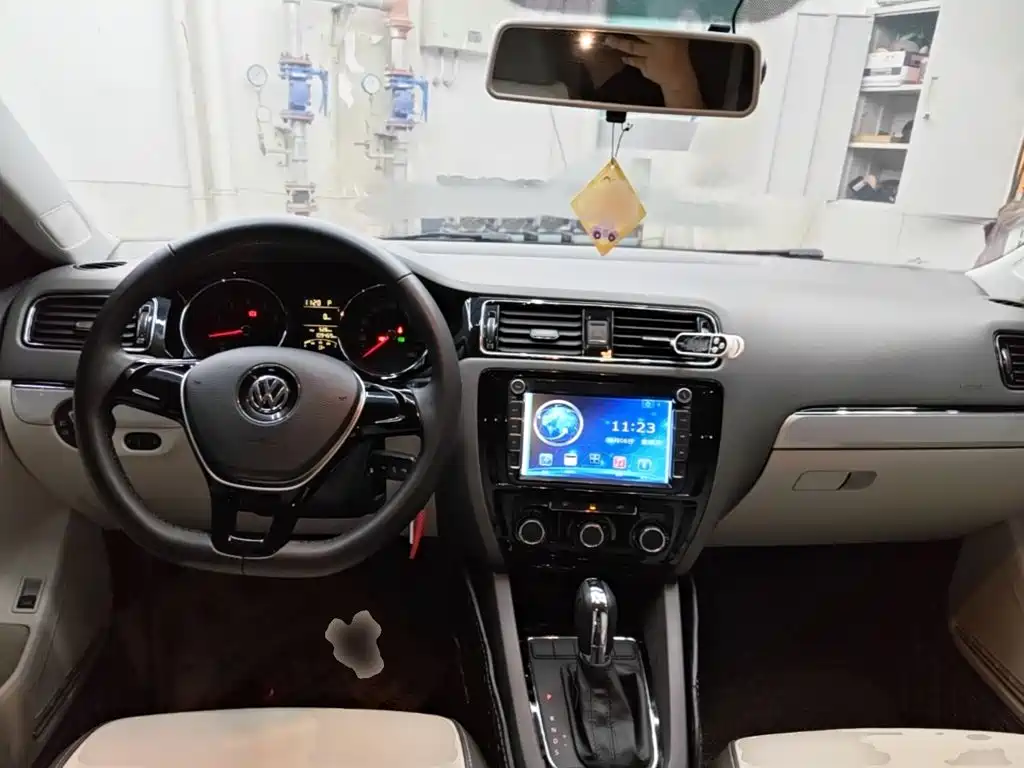 Volkswagen Sagitar — миниатюра 10