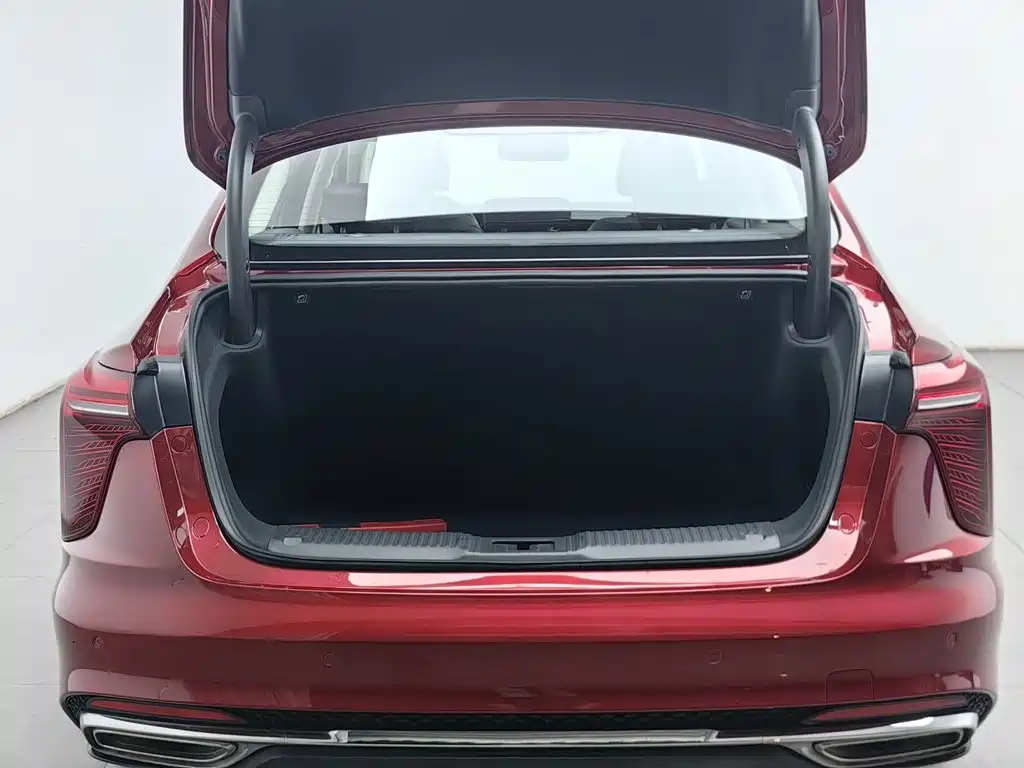 Hongqi Hongqi H5 — миниатюра 16