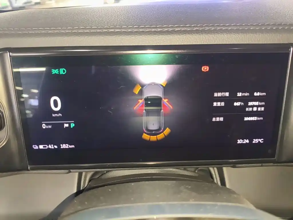 NIO ES6 — миниатюра 12