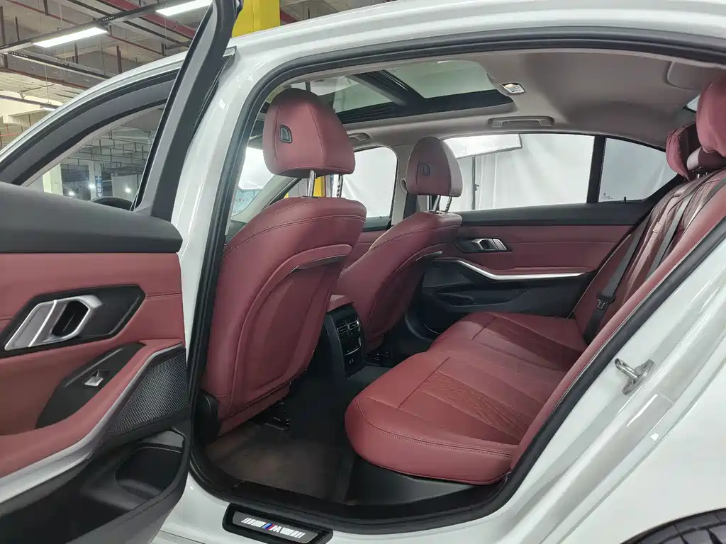 BMW 3 Series — миниатюра 13