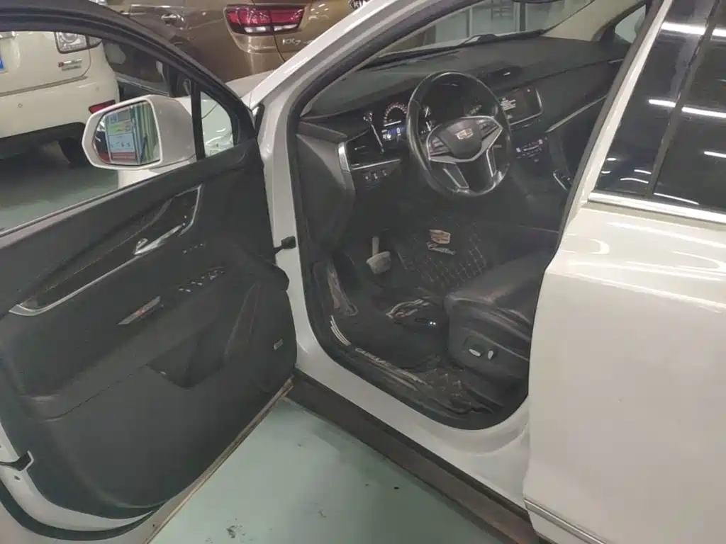 Cadillac XT5 — миниатюра 16