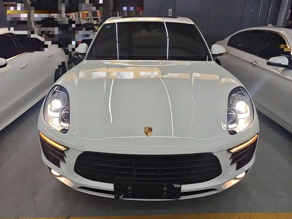 Porsche Macan — миниатюра 3