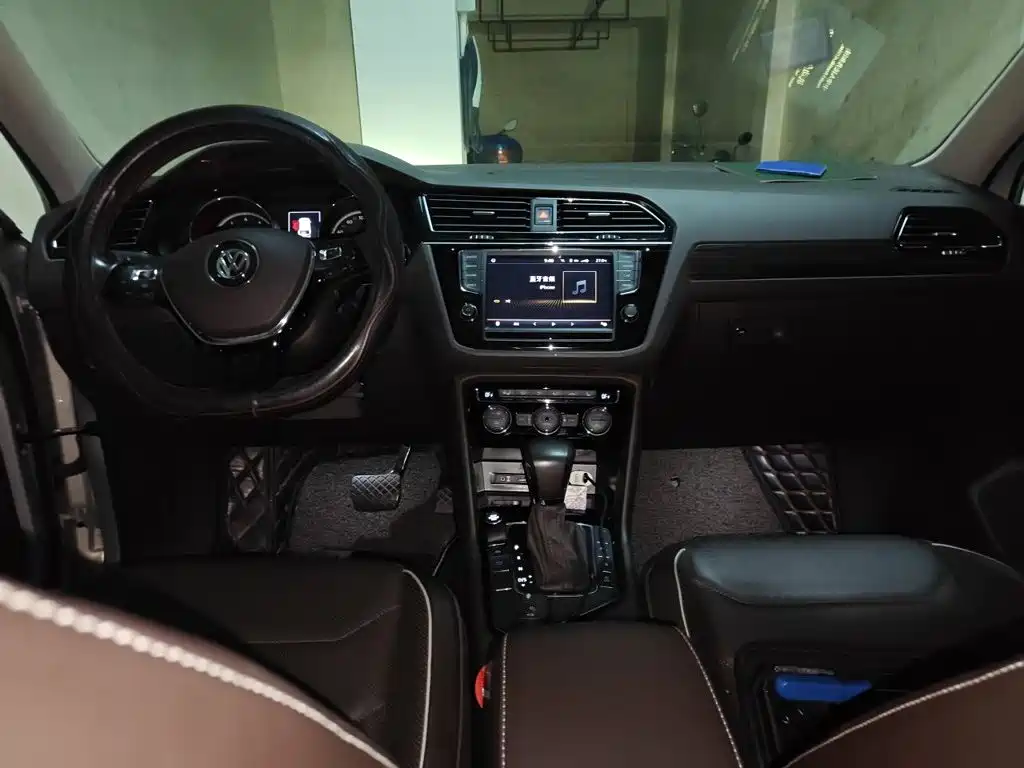 Volkswagen Tiguan L — миниатюра 13