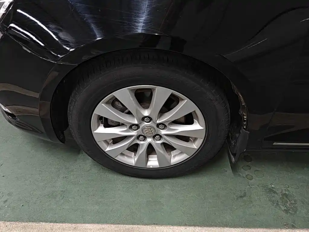Buick LaCrosse — миниатюра 23
