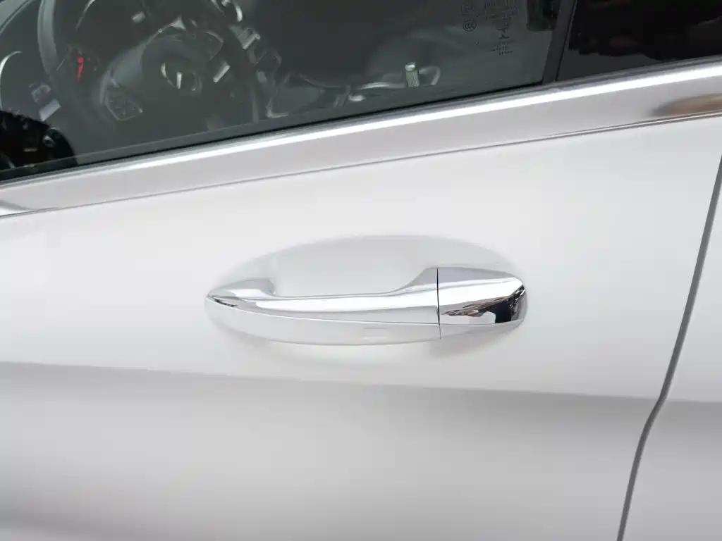Mercedes-Benz C-Class — миниатюра 18