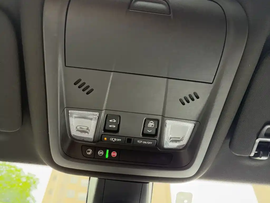 Cadillac XT6 — миниатюра 25