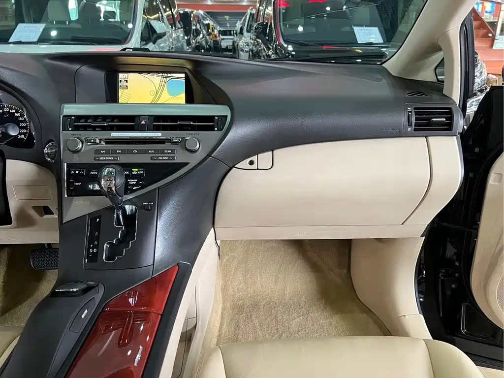 Lexus RX Classic — миниатюра 15