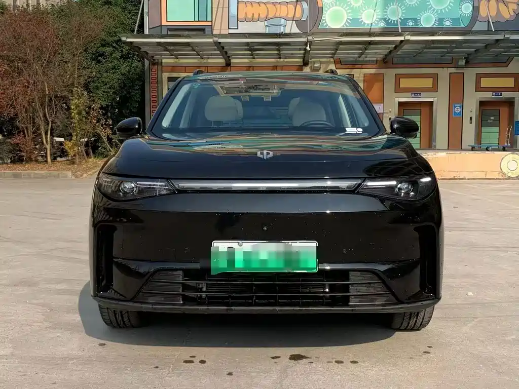 Leapmotor Leapmotor C16 — миниатюра 2