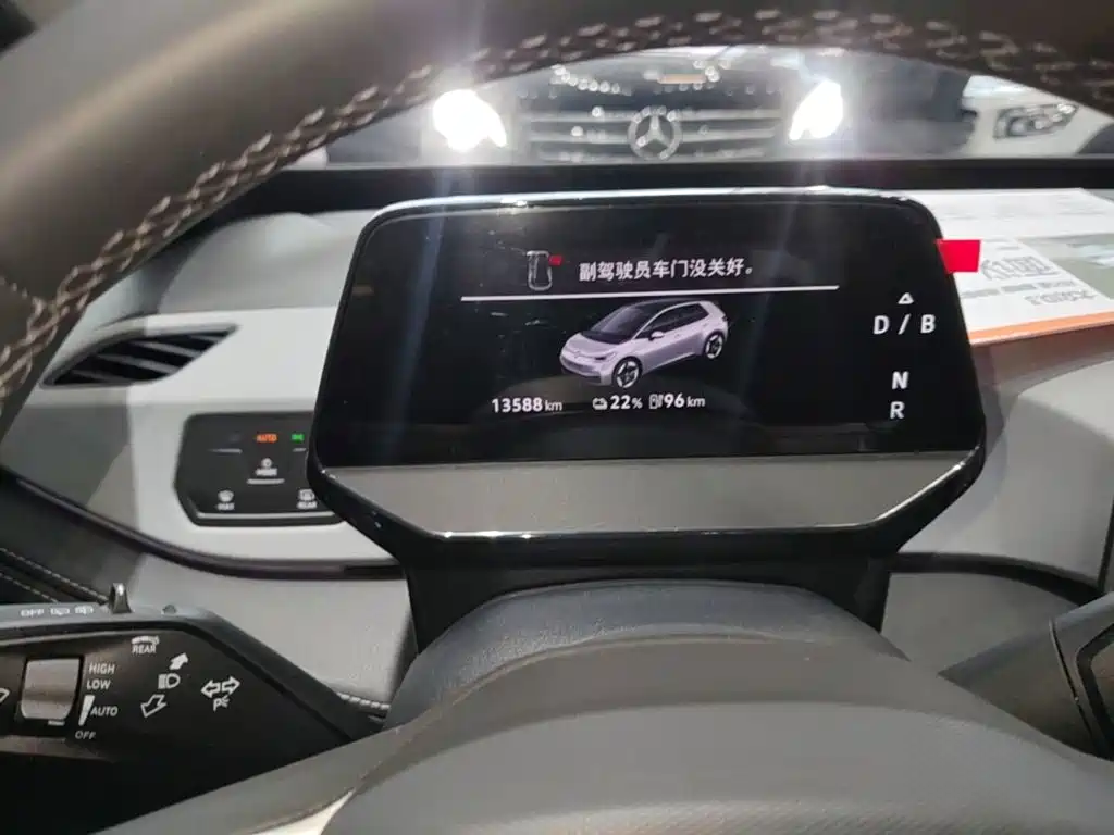 Volkswagen ID.3 — миниатюра 12