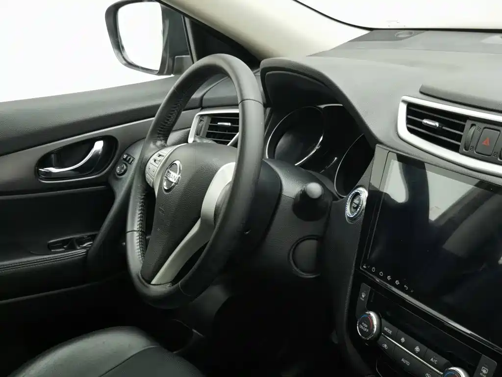 Nissan X-Trail — миниатюра 22