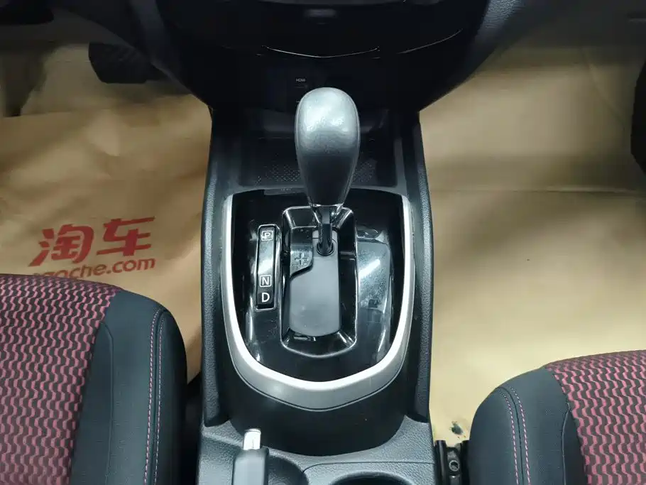 Nissan Qashqai — миниатюра 16