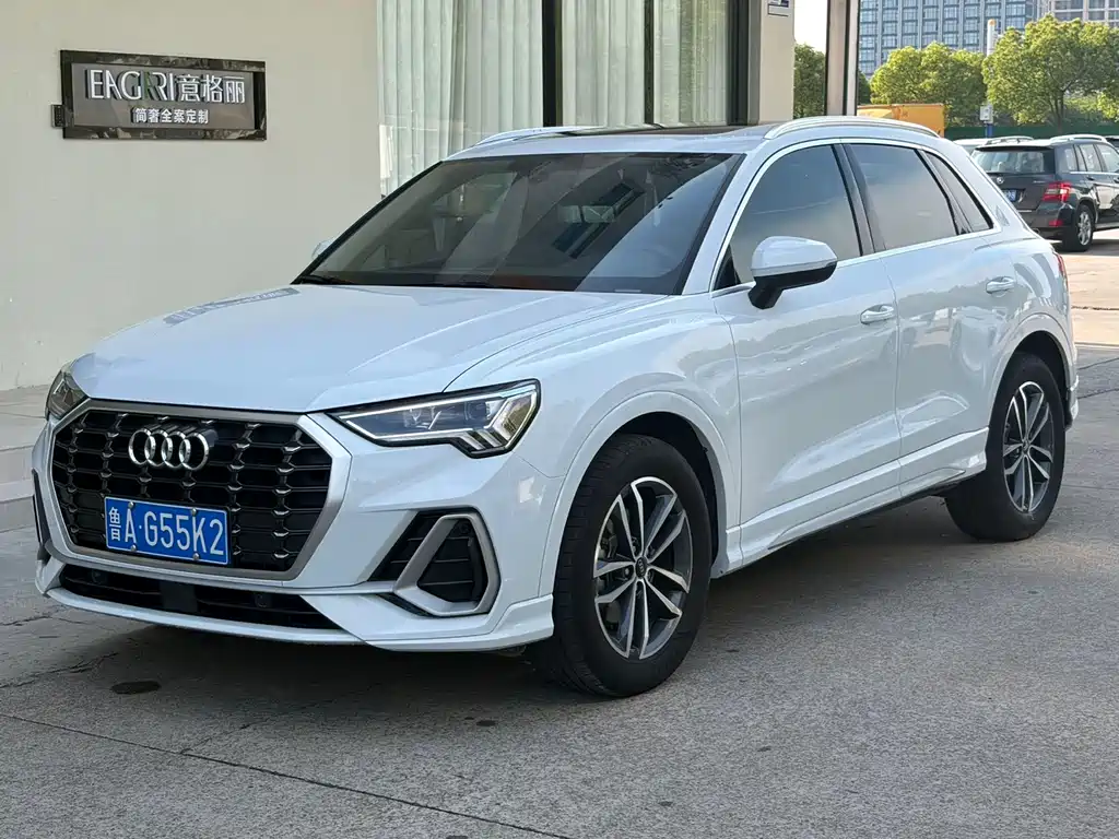 Audi Q3 2022 35 TFSI