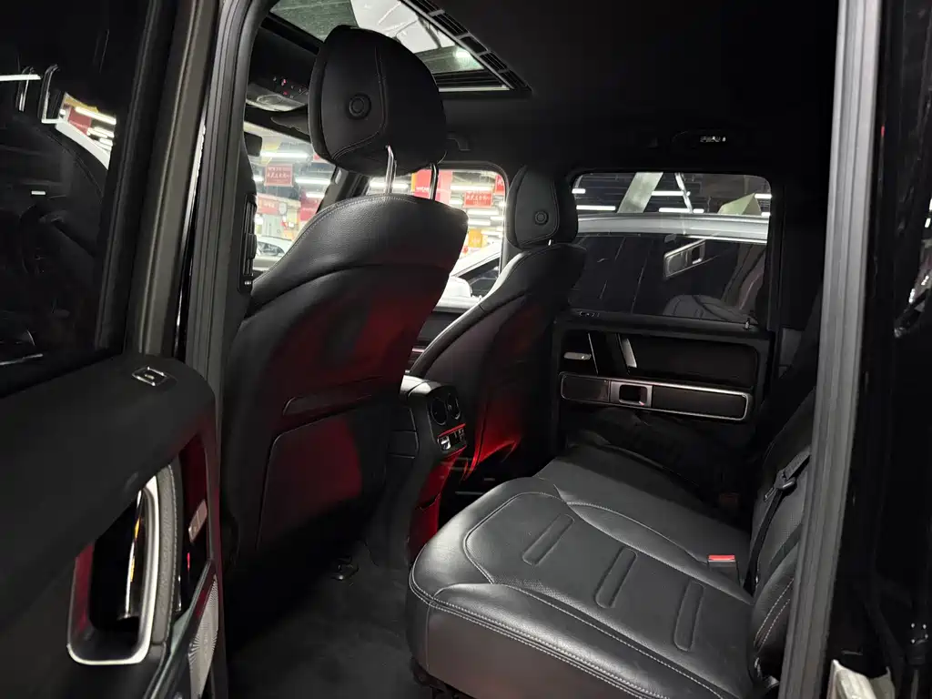 Mercedes-Benz G-Class — миниатюра 6