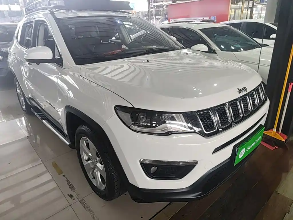 Jeep Compass — миниатюра 4