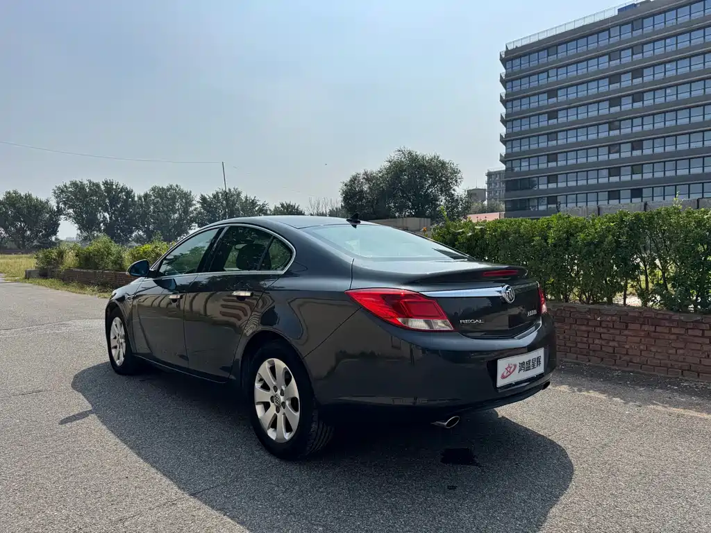 Buick Regal — миниатюра 6