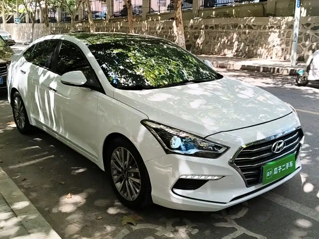 Hyundai Mistra — миниатюра 4