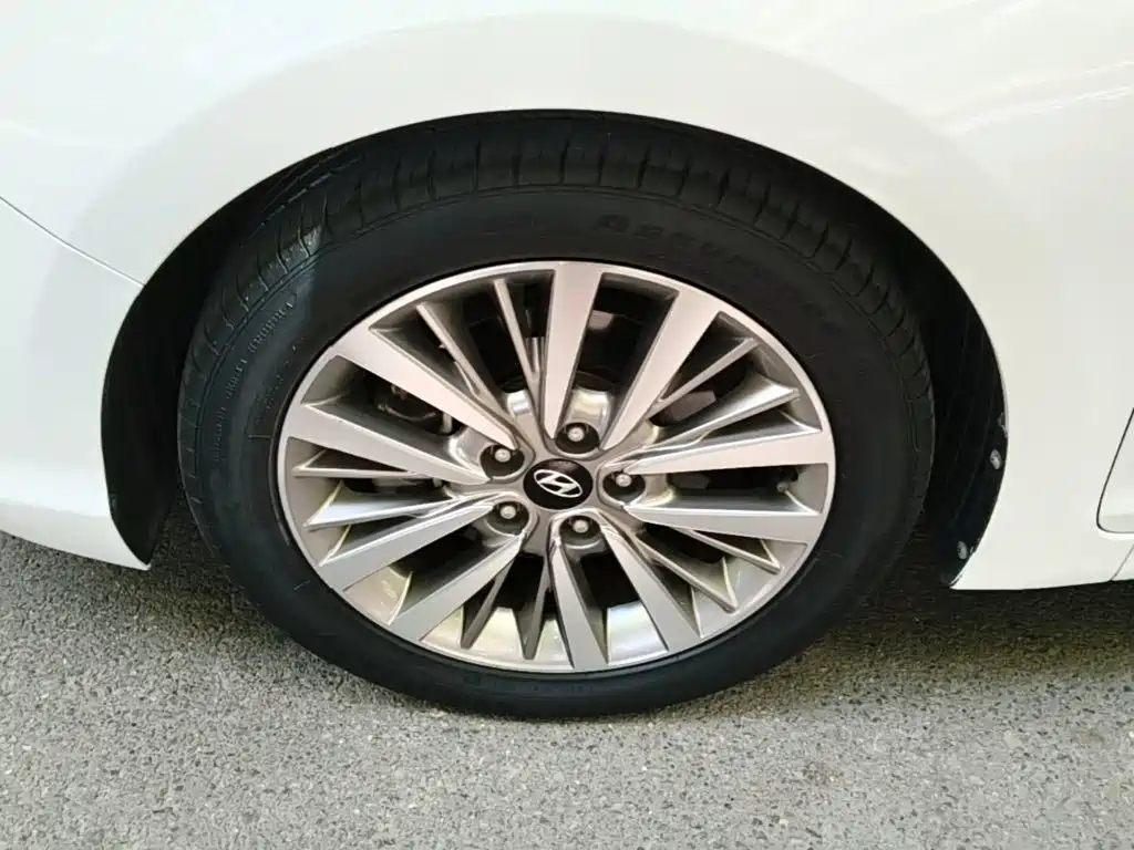 Hyundai Mistra — миниатюра 23