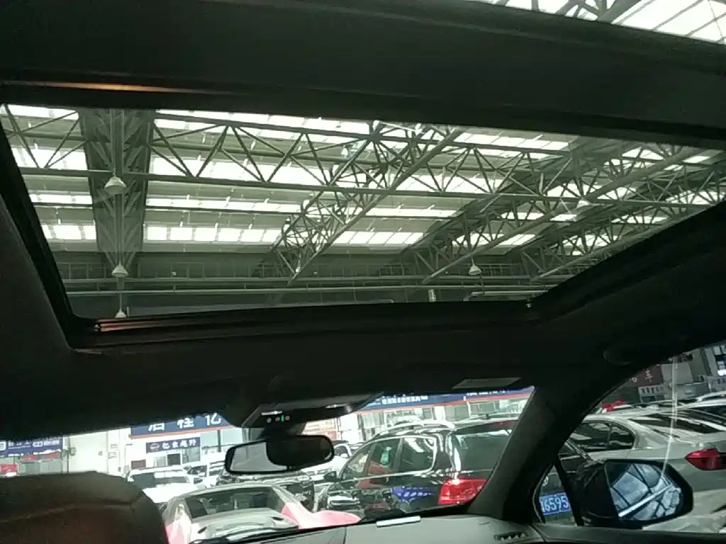 Cadillac XT5 — миниатюра 18