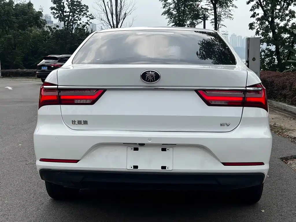 BYD Qin NEV — миниатюра 5