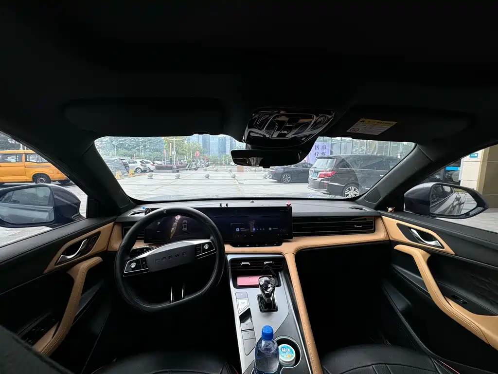 Roewe RX5 — миниатюра 8