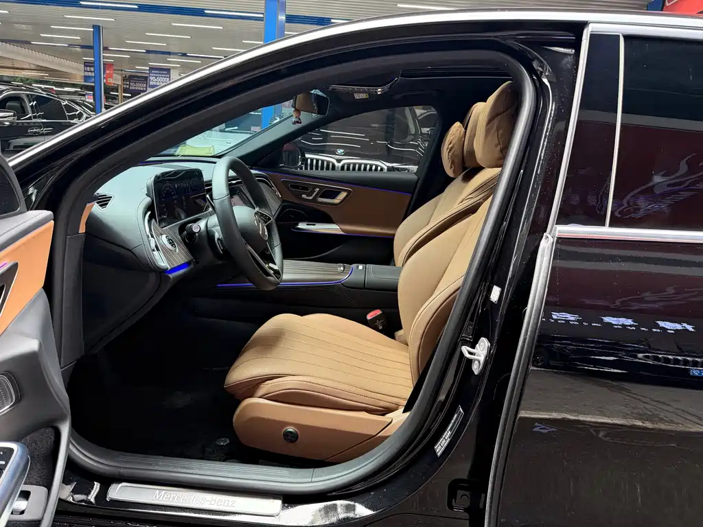 Mercedes-Benz E-Class — миниатюра 6