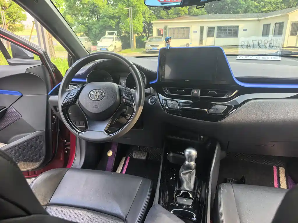 Toyota IZOA — миниатюра 11