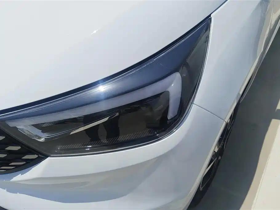 JMEV EV3 2025 Plus 330KM Luxury