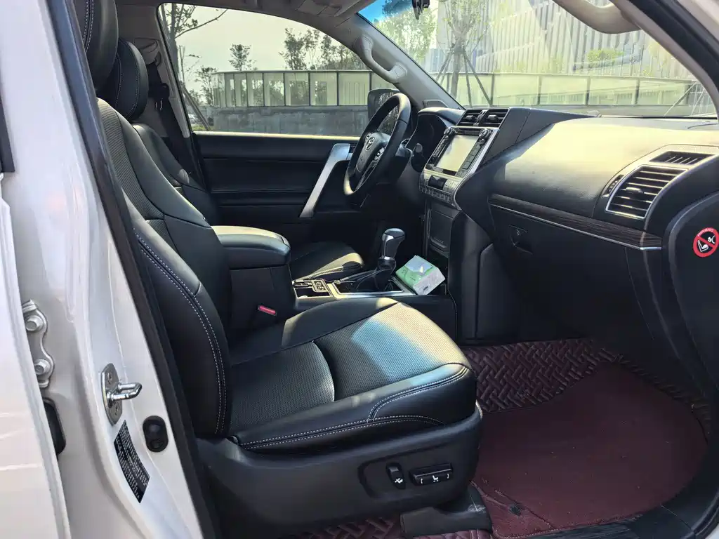 Toyota Prado — миниатюра 9