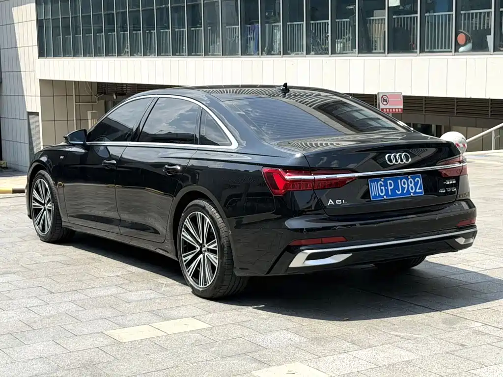 Audi A6L — миниатюра 7