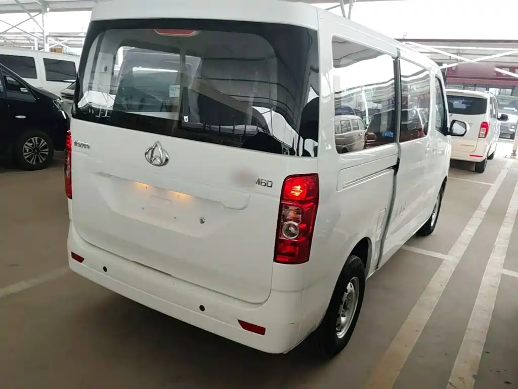 Changan M60 2023 1.5L GDI Comfort 6/7 мест