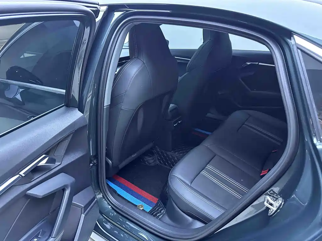 Audi A3 — миниатюра 10