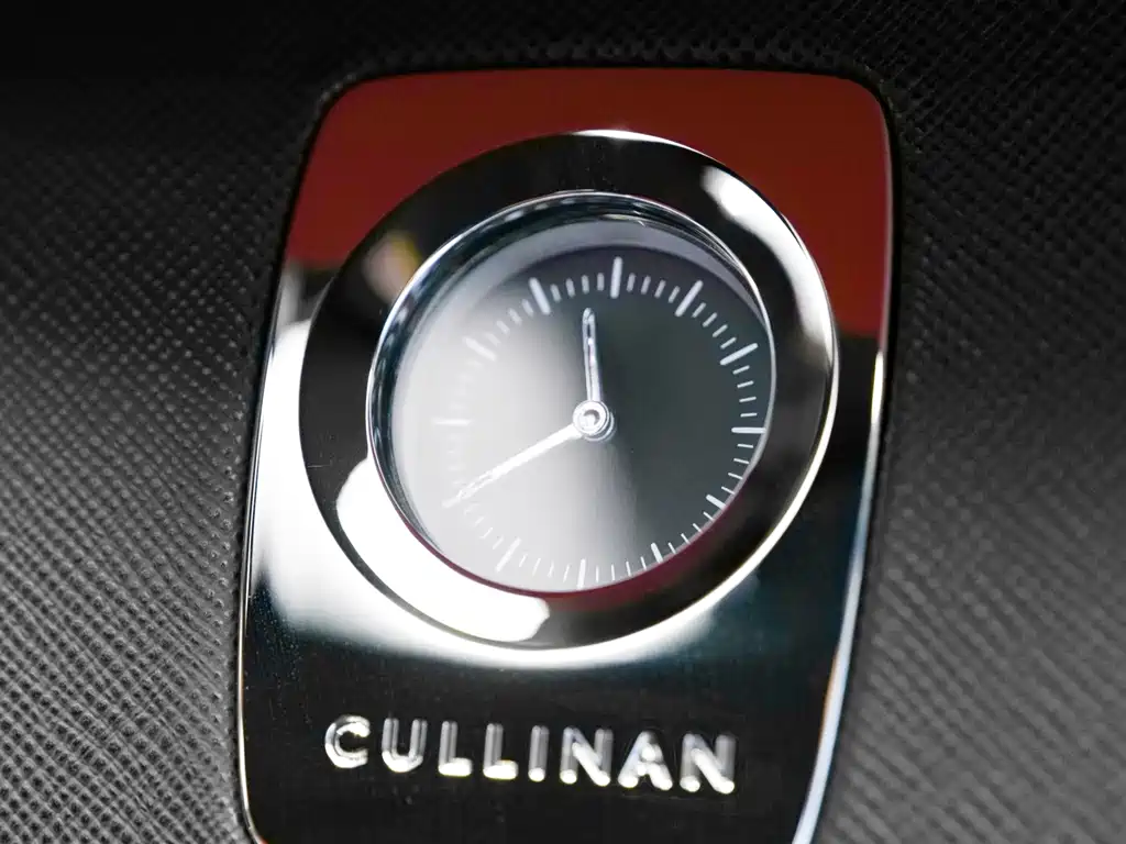 Rolls-Royce Cullinan — миниатюра 14