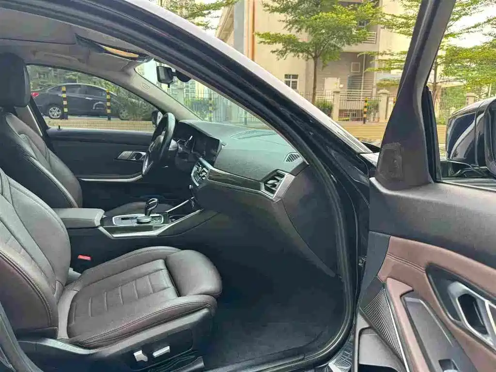 BMW 3 Series — миниатюра 8