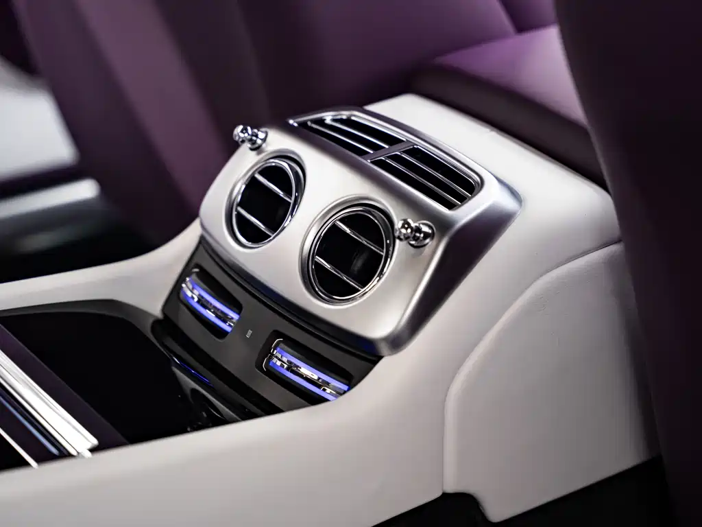 Rolls-Royce Wraith — миниатюра 12
