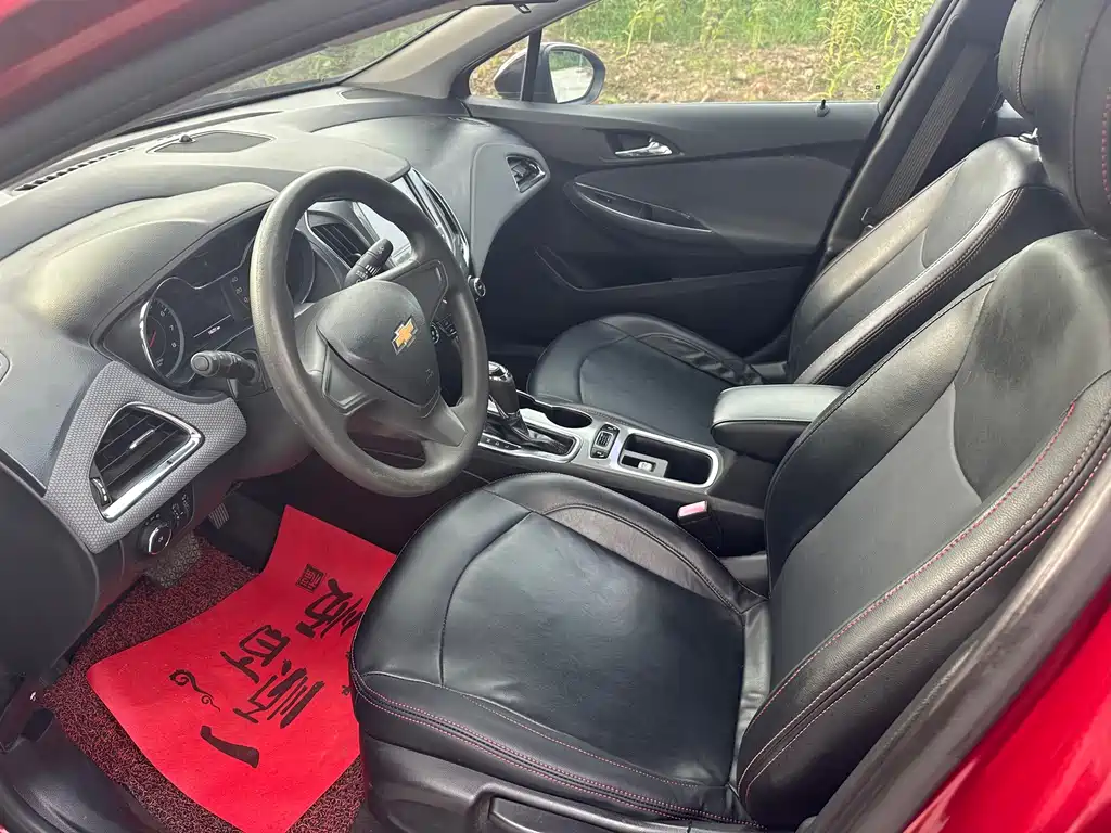Chevrolet Cruze — миниатюра 6