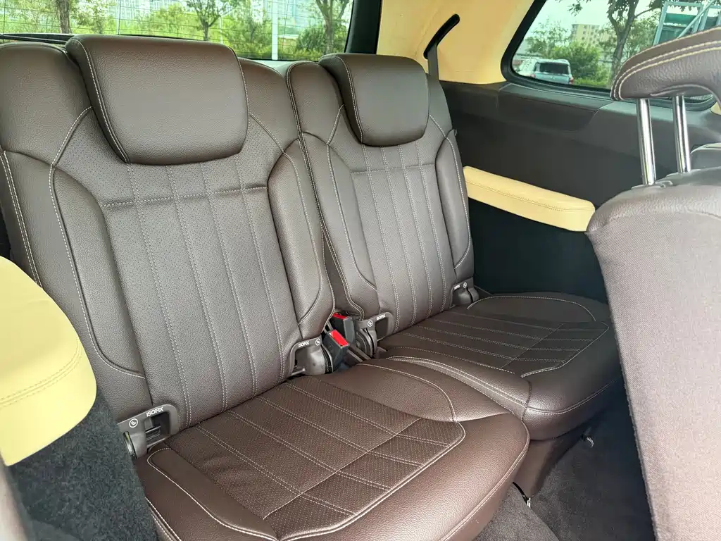 Mercedes-Benz GLS — миниатюра 7