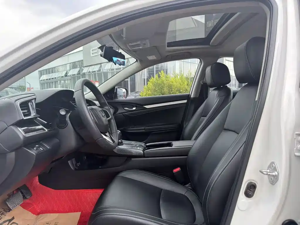 Honda Civic — миниатюра 4