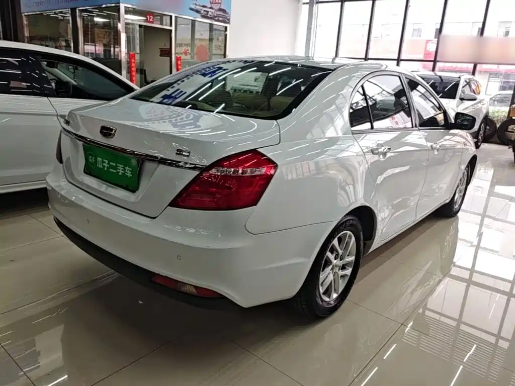 Geely Emgrand — миниатюра 7