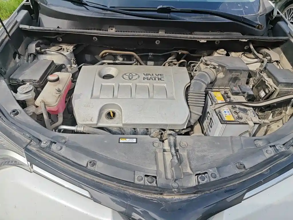 Toyota RAV4 — миниатюра 11