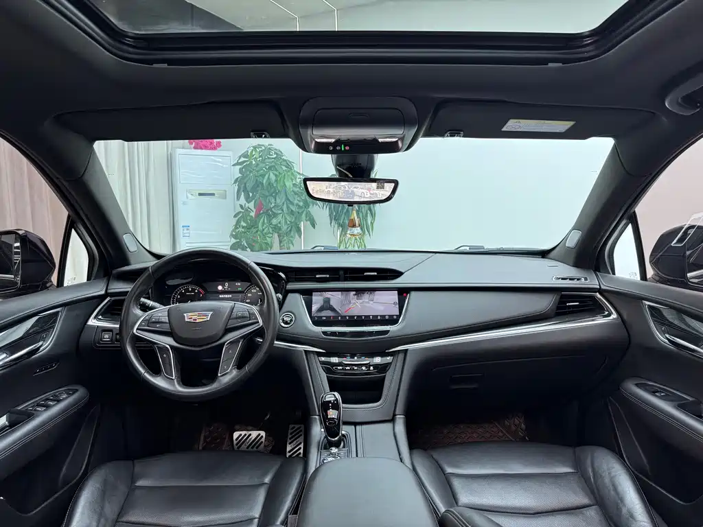 Cadillac XT5 — миниатюра 4