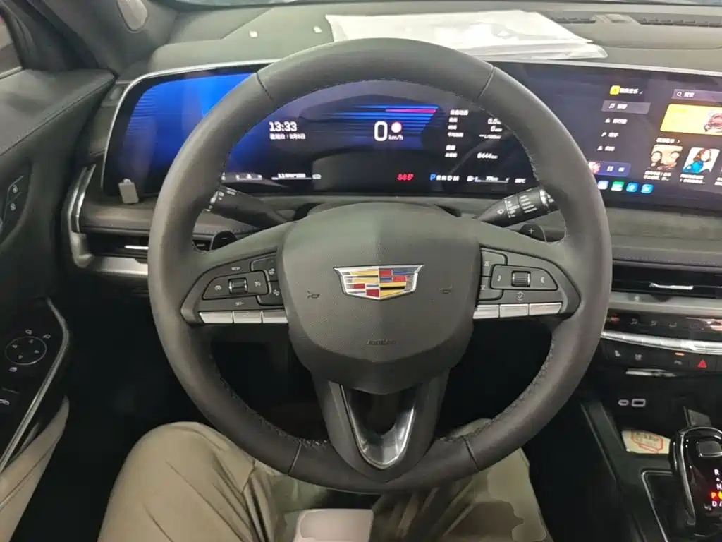 Cadillac XT4 — миниатюра 11