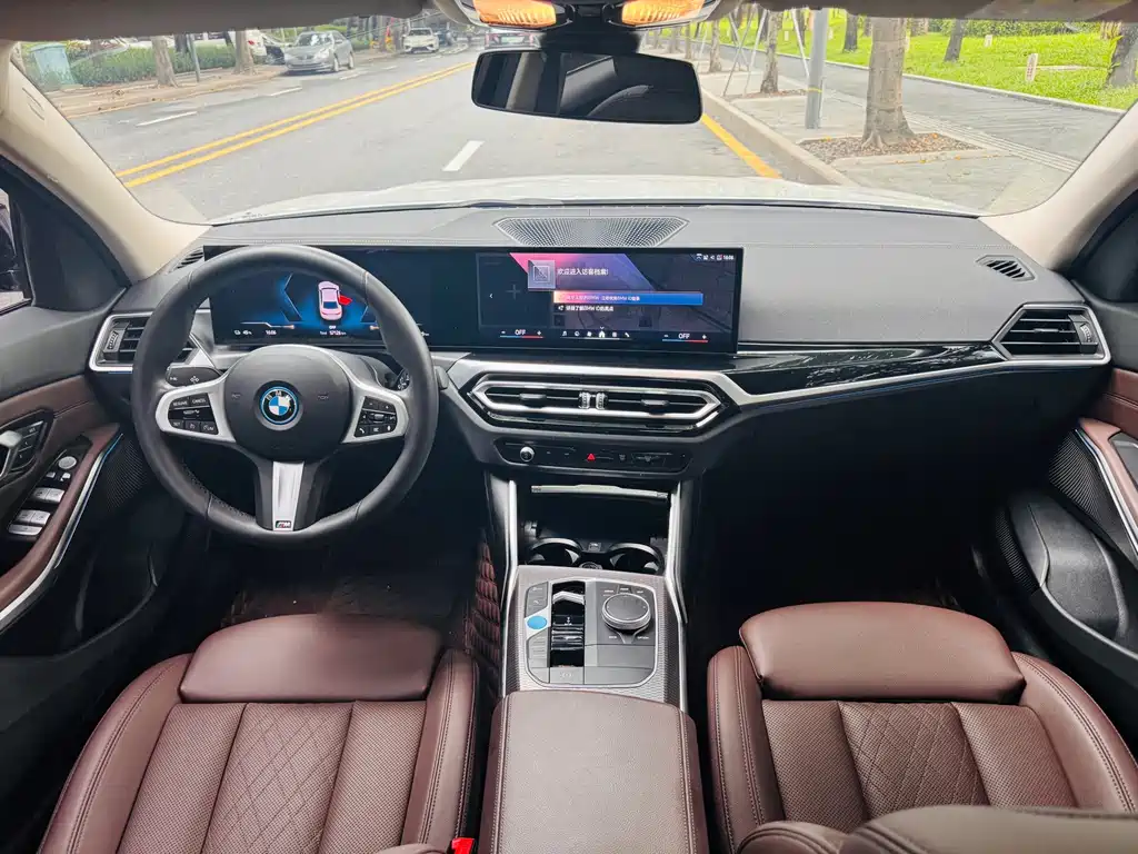 BMW i3 — миниатюра 6