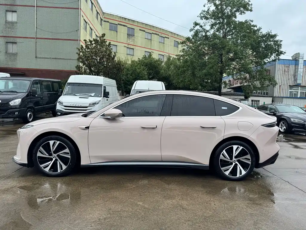 NIO ET5 — миниатюра 4