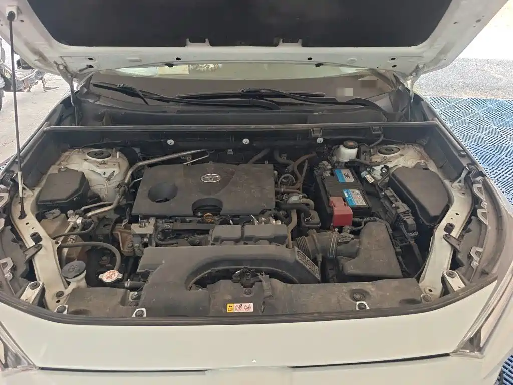 Toyota RAV4 — миниатюра 16