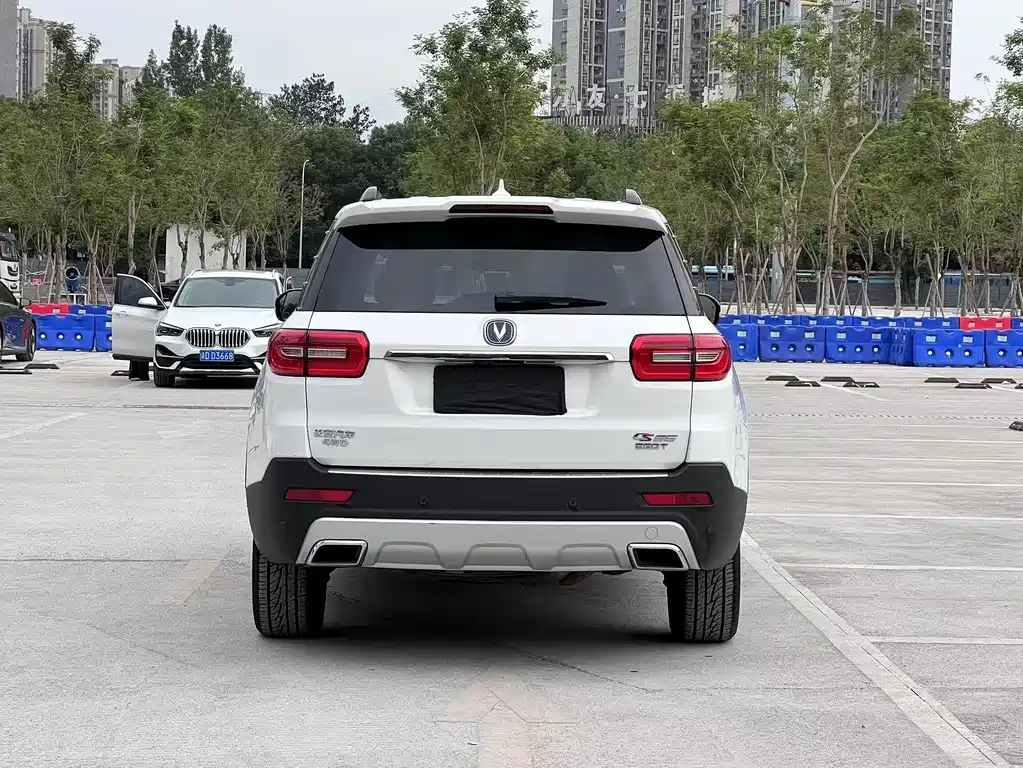 Changan CS95 — миниатюра 8