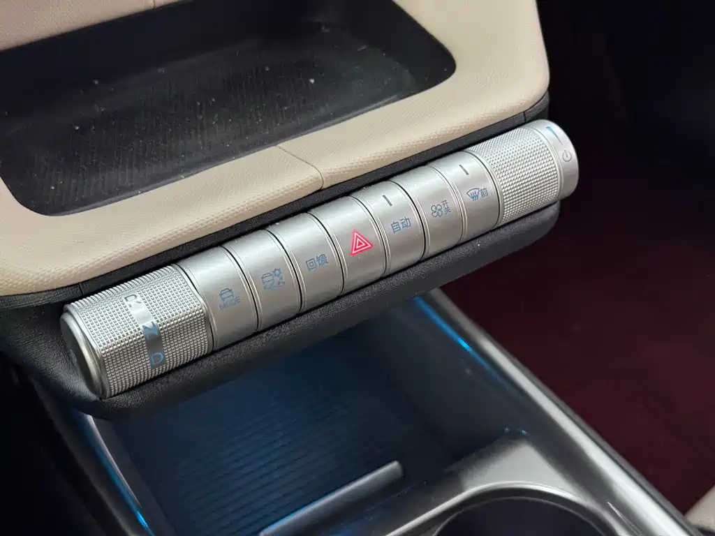 BYD Dolphin — миниатюра 18