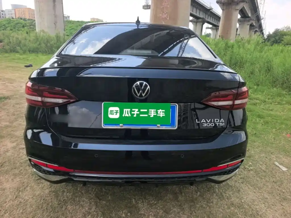 Volkswagen Lavida — миниатюра 6
