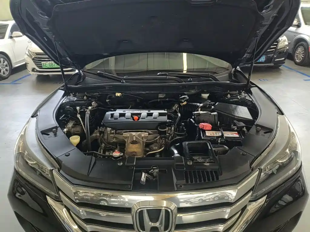 Honda Accord — миниатюра 20