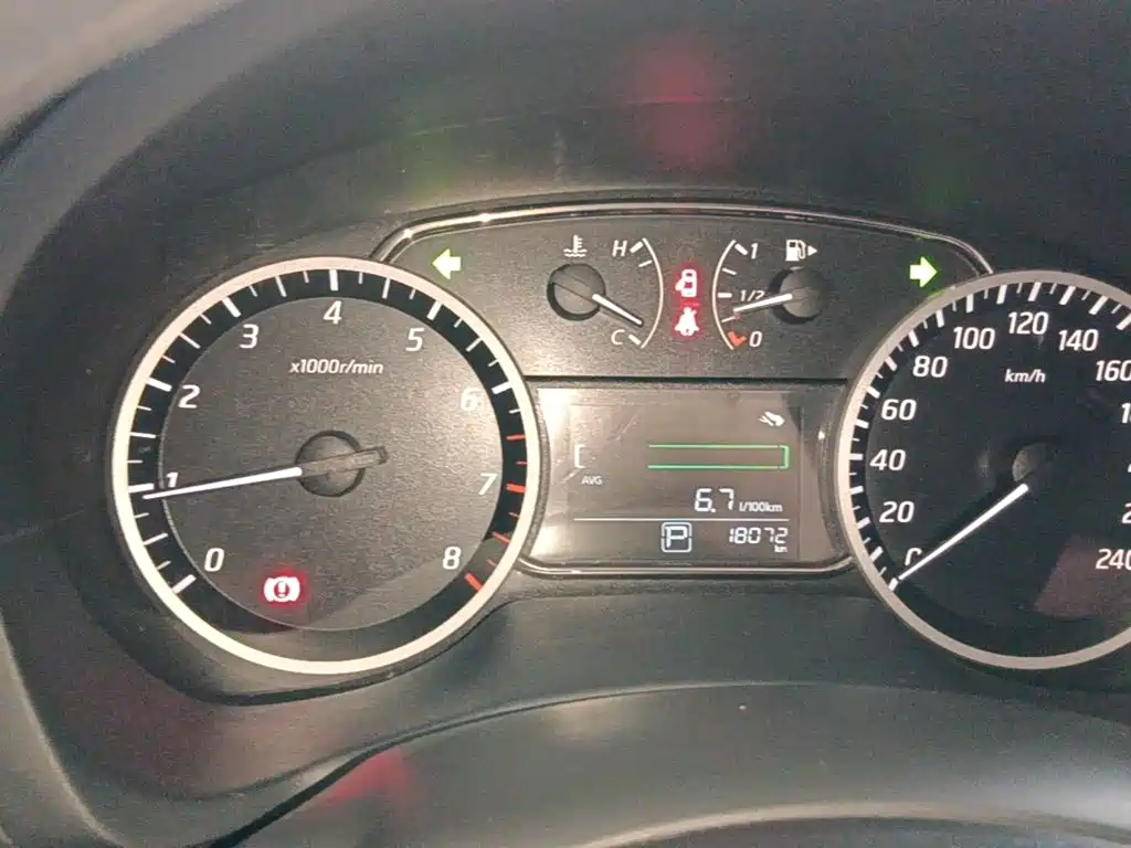 Nissan Sylphy — миниатюра 12